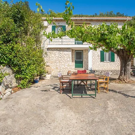 Zoe Apartament