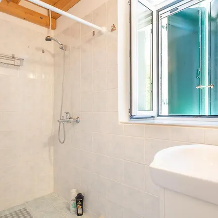 Apartment Zoe Marantochori