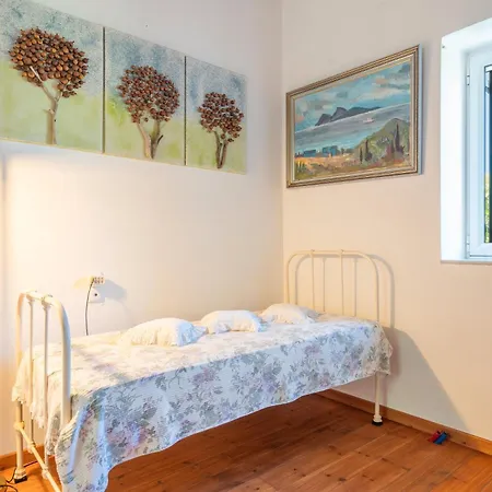 Apartment Zoe Marantochori