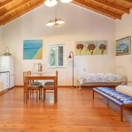 Zoe Apartament